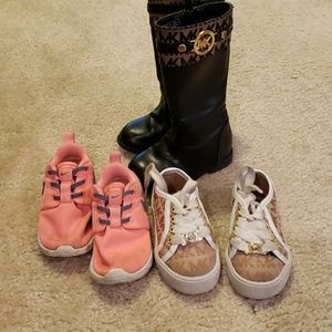 Toddler shoes